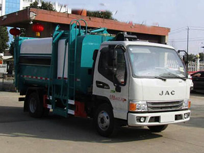 江淮侧方挂桶式垃圾车 国六