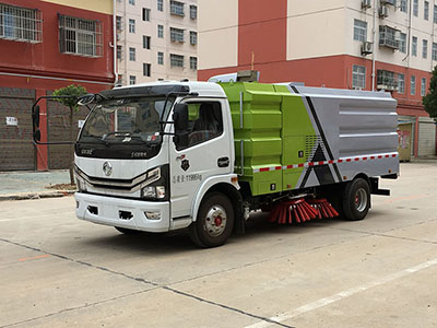 程力扫路车