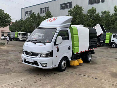 东风涂逸扫路车 国六