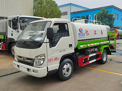 国六小卡之星3蓝牌洒水车