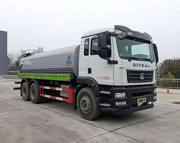 重汽汕德卡后双桥18方洒水车