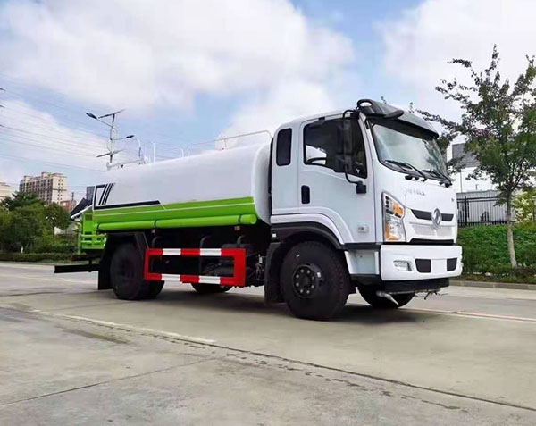东风专底D1L洒水车
