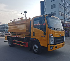 国六重汽豪沃清洗吸污车
